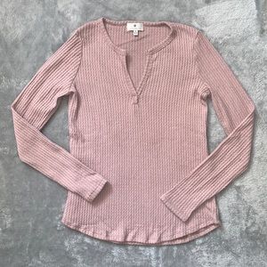 NWOT Mauve Socialite Split Neck Thermal